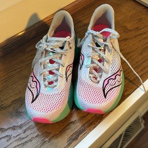 Saucony Endorphin Pro 3